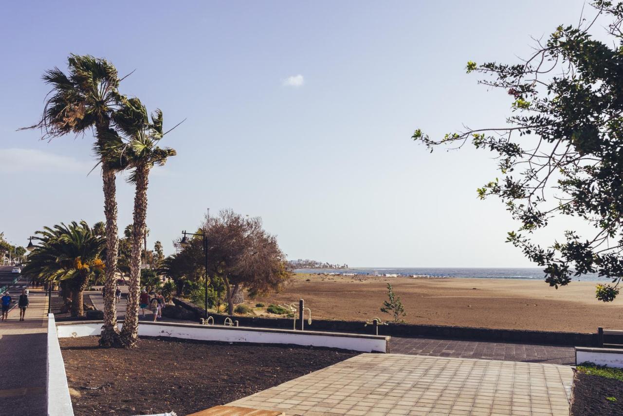 Apartamento Alisios Beach Puerto Del Carmen Puerto del Carmen  Kültér fotó
